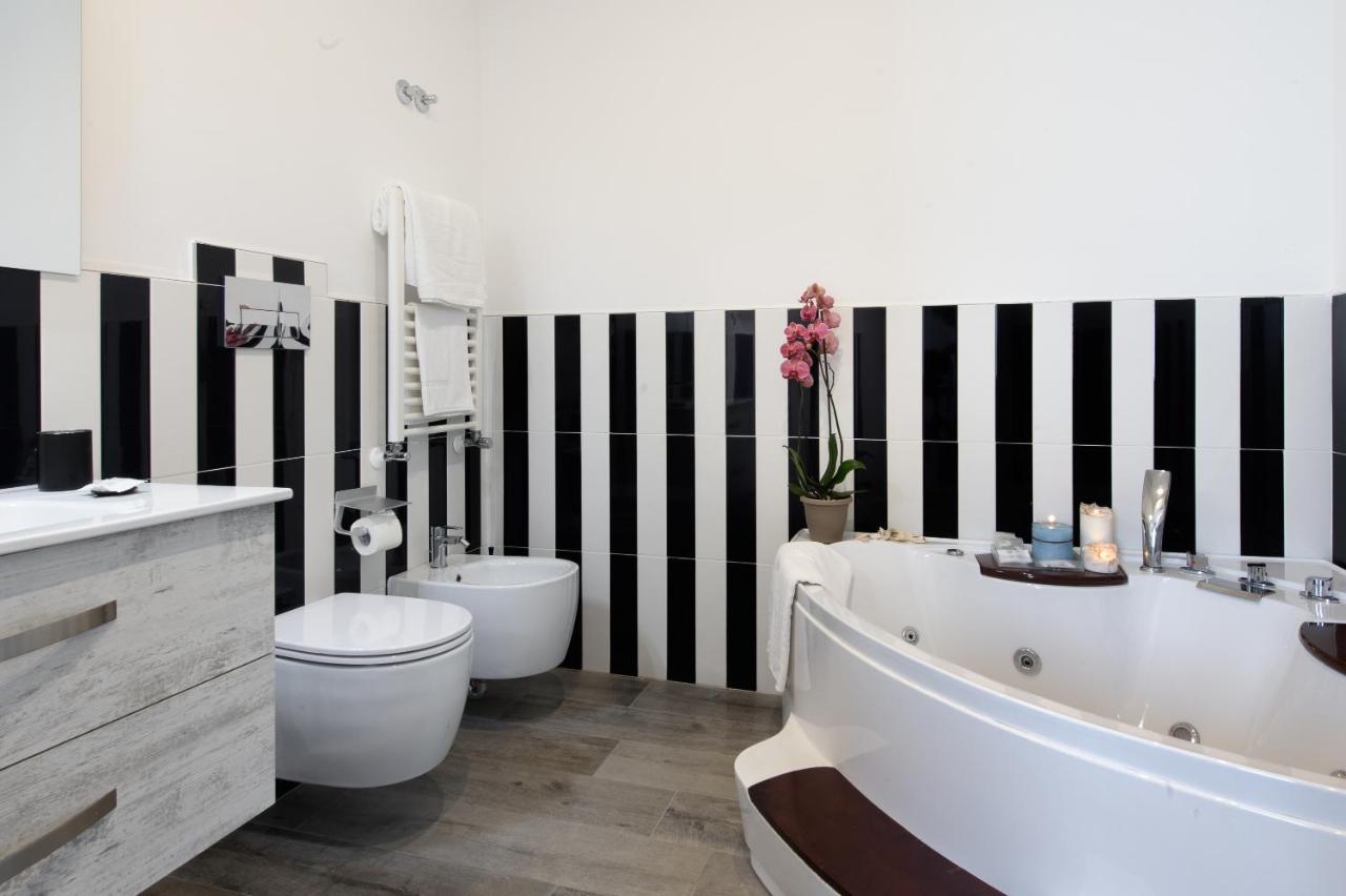 Les Suites des Tout le Monde Sorrente Extérieur photo