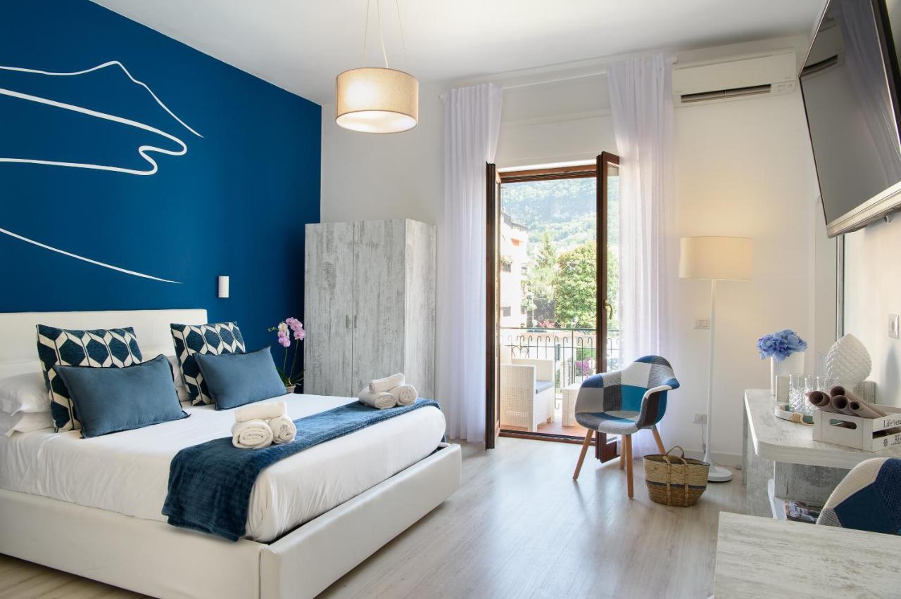 Les Suites des Tout le Monde Sorrente Extérieur photo