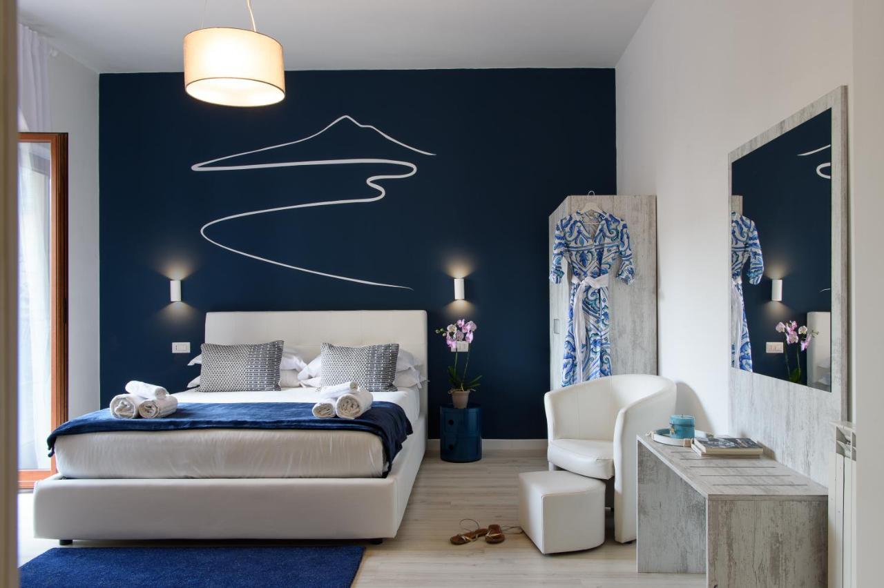 Les Suites des Tout le Monde Sorrente Extérieur photo